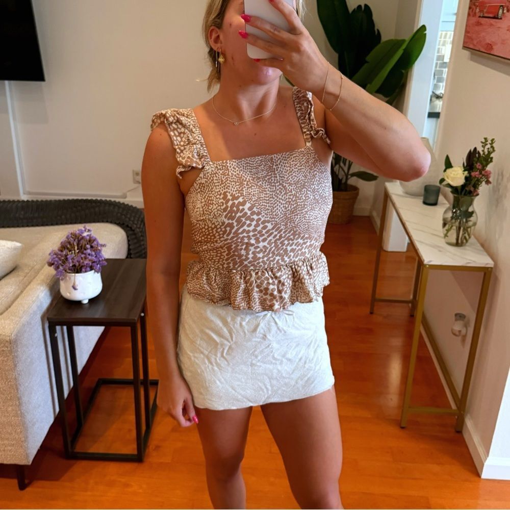 Leopard Print Ruffle Top - Picture 1 of 2